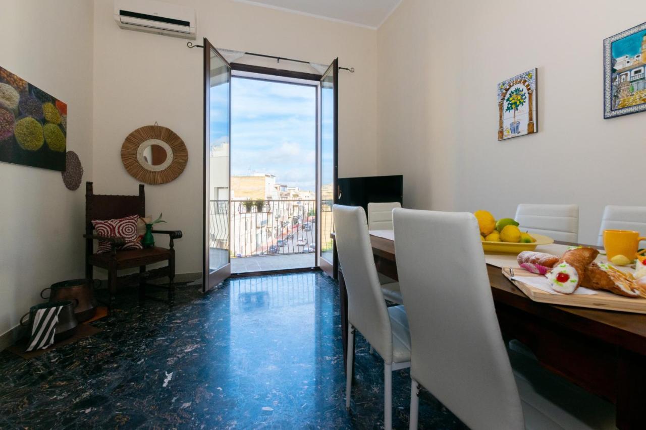 Il Mosaico Family Apartments 马扎拉德尔瓦洛 外观 照片