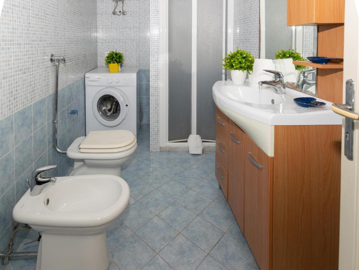 Il Mosaico Family Apartments 马扎拉德尔瓦洛 外观 照片