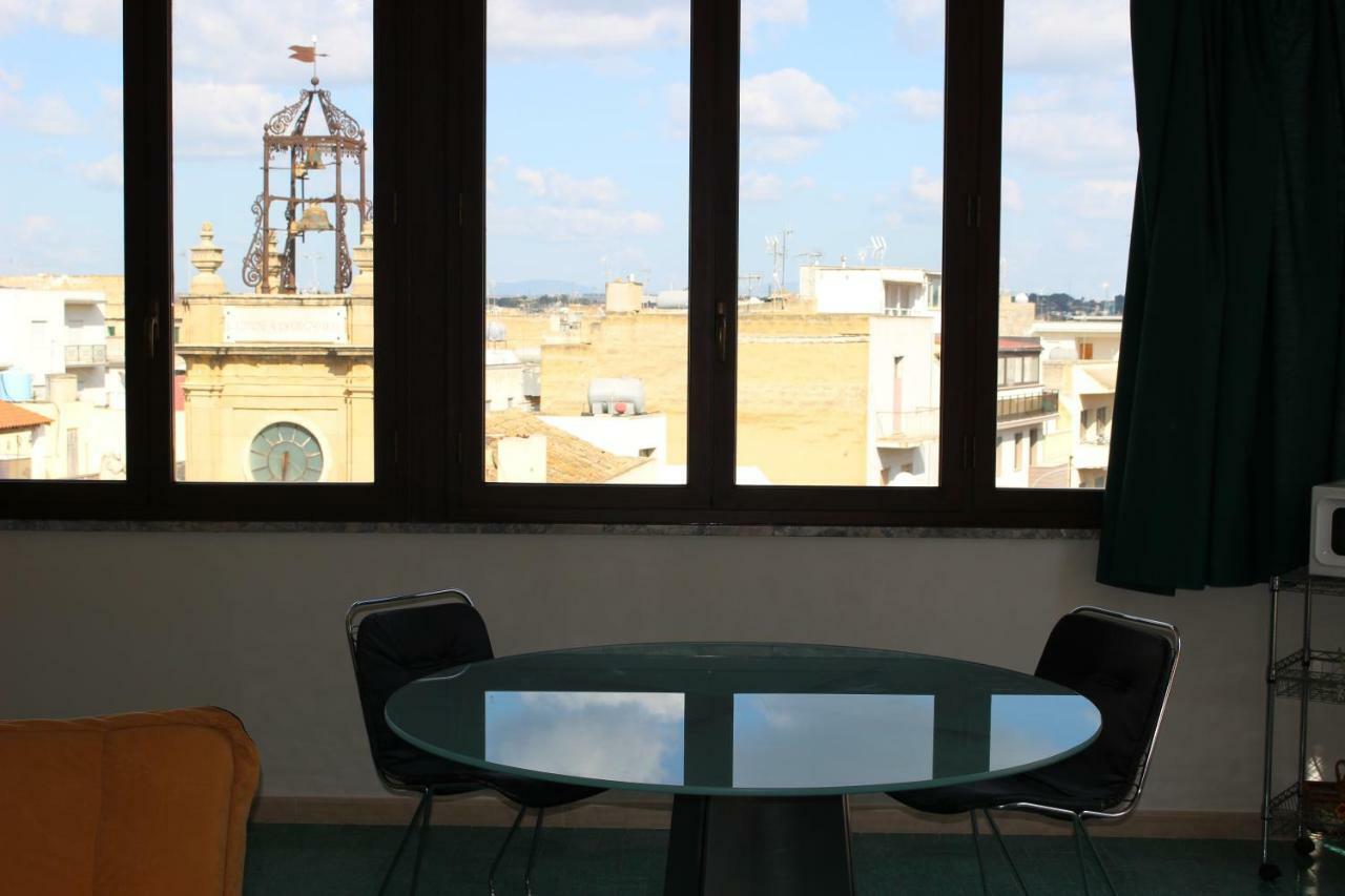 Il Mosaico Family Apartments 马扎拉德尔瓦洛 外观 照片