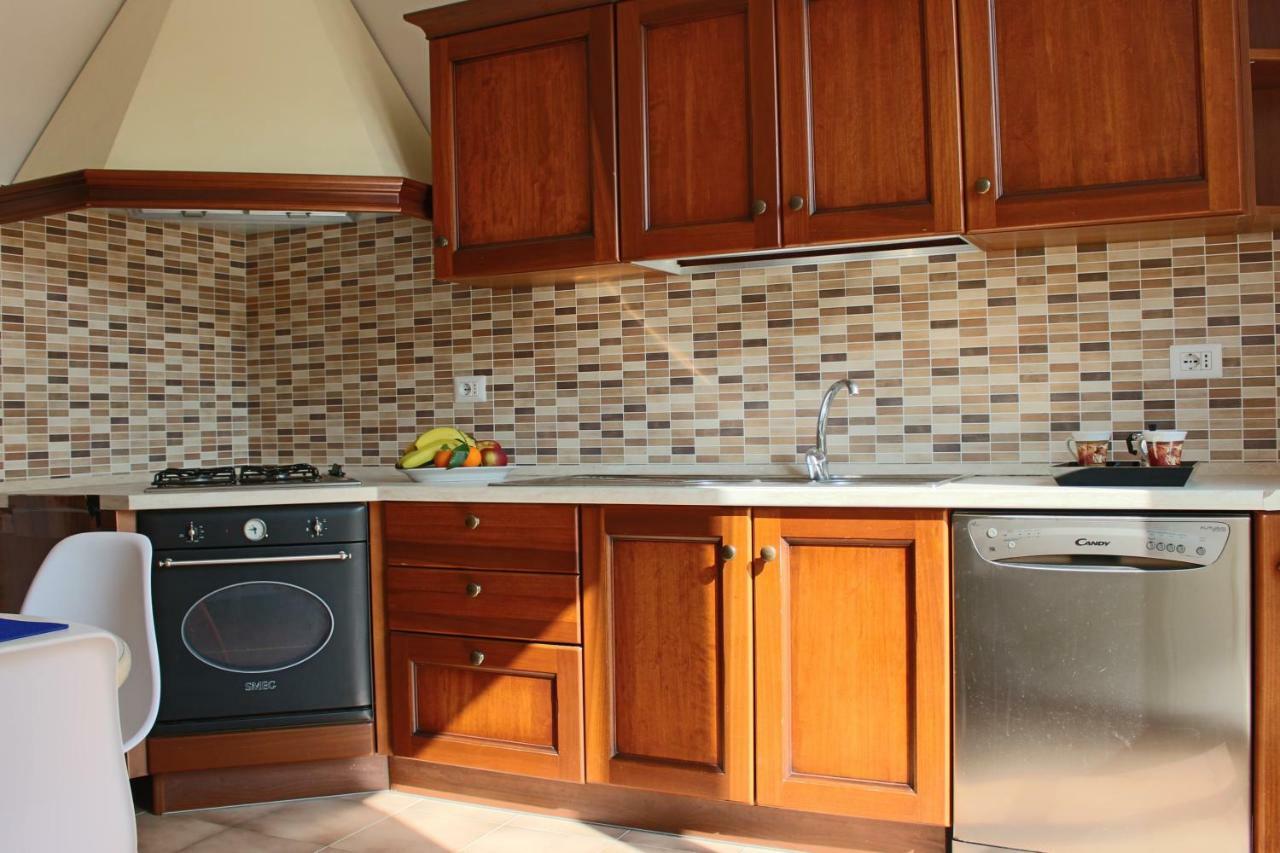 Il Mosaico Family Apartments 马扎拉德尔瓦洛 外观 照片
