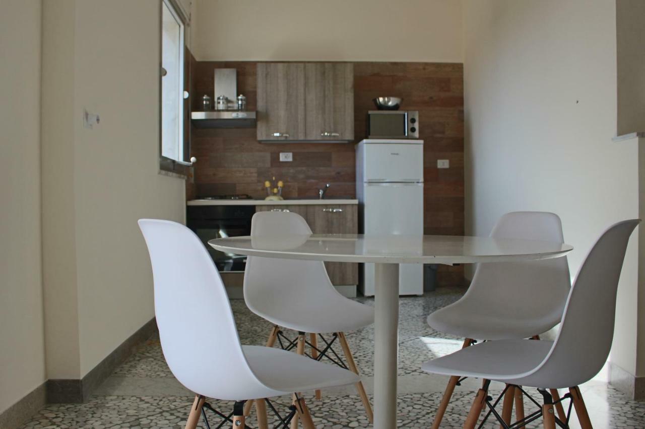 Il Mosaico Family Apartments 马扎拉德尔瓦洛 外观 照片